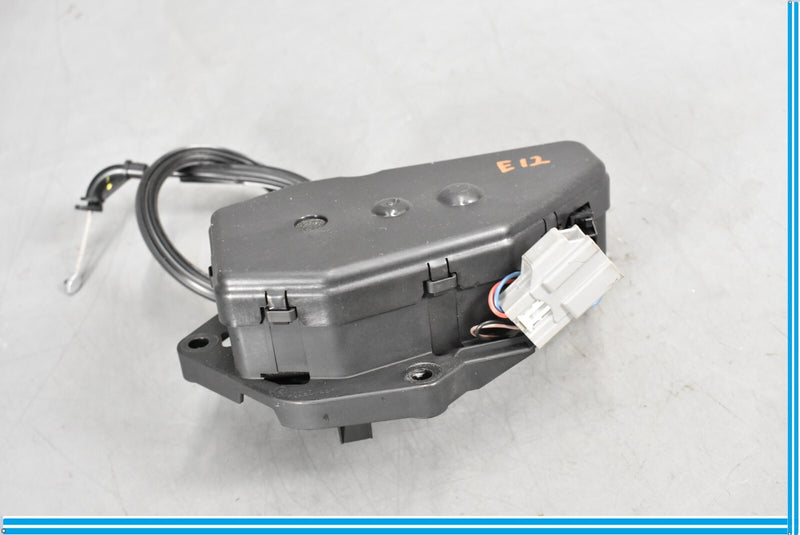 Load image into Gallery viewer, 10-15 Jaguar XJ XJL Trunk Lid Gate Hatch Release Lock Latch Actuator Oem
