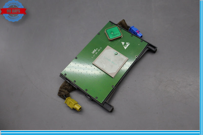 Load image into Gallery viewer, 10-19 Jaguar X351 XJ XJL Rear Interior Roof Antenna Amplifier AW9319C089CB Oem