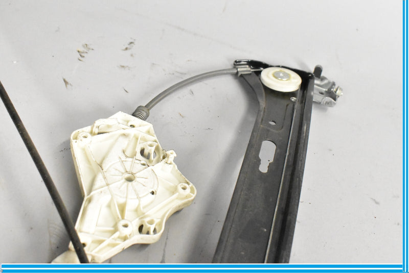 Load image into Gallery viewer, 06-11 Mercedes CLS550 CLS55 AMG W219 Rear Right Door Window Regulator Oem