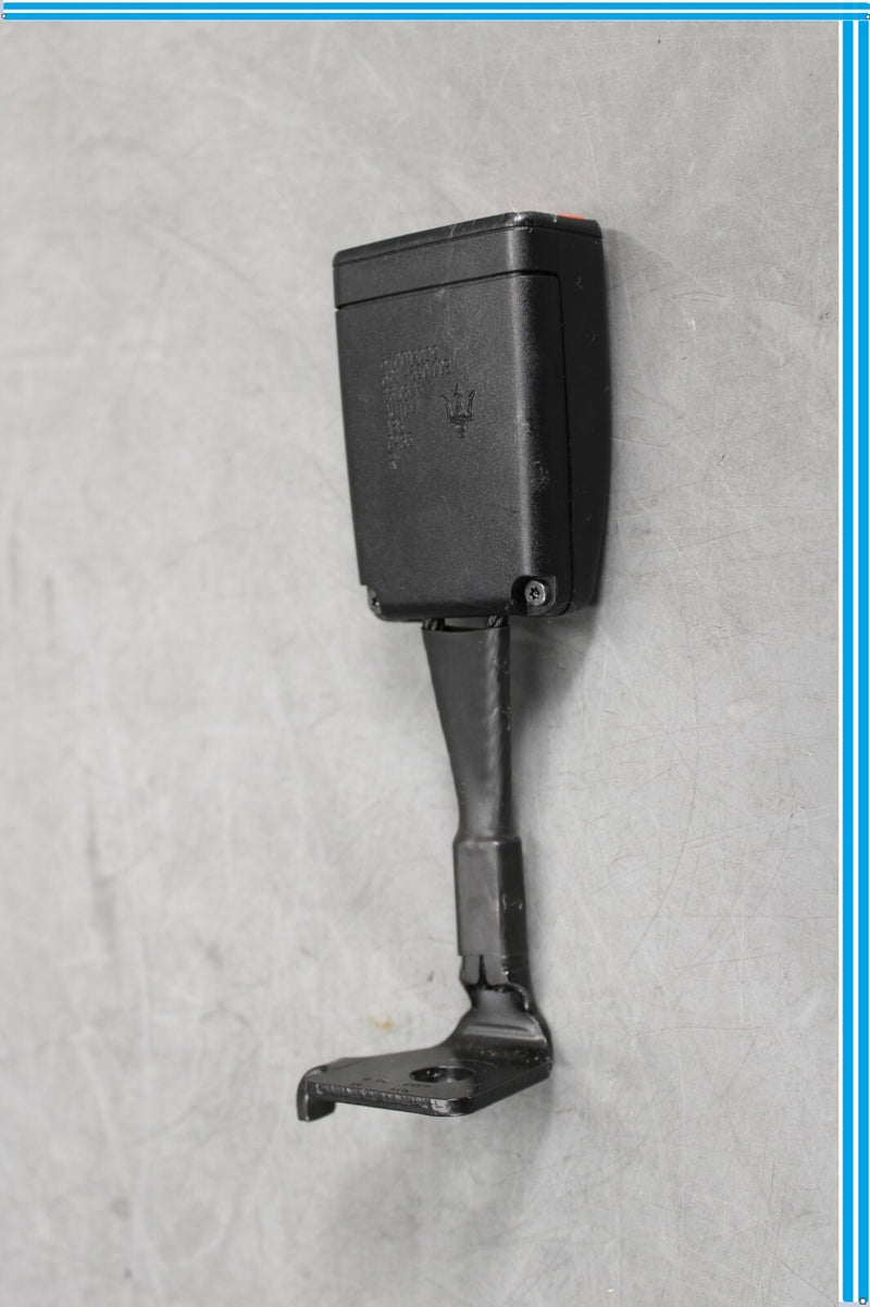 Load image into Gallery viewer, 14-17 Maserati Ghibli Rear Right Passenger Side Seatbelt Buckle 622463000B Oem