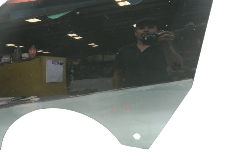 Load image into Gallery viewer, 12-18 Audi A7 Quattro S7 Front Left Driver Side Door Window Auto Glass Oem