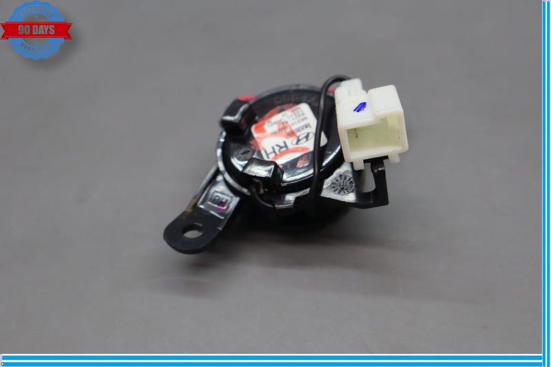 Load image into Gallery viewer, 09-16 Hyundai Equus SIG Rear Right Passenger Side Door Panel Speaker Tweeter Oem
