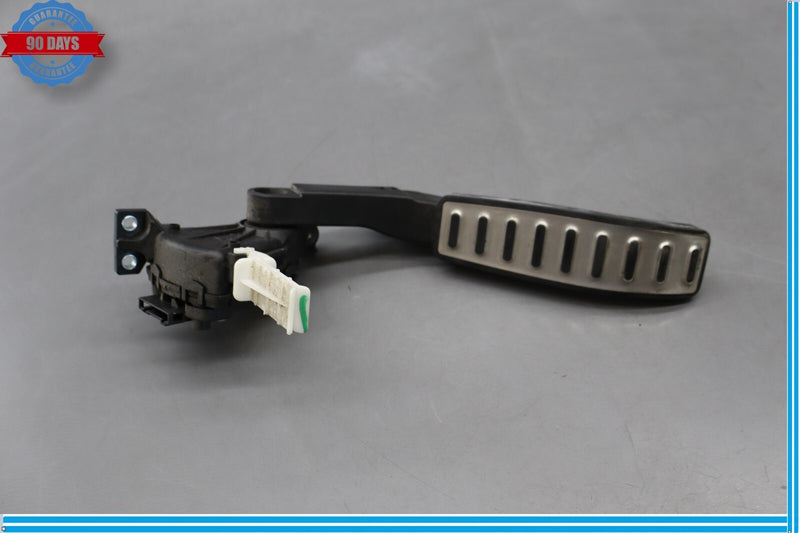 Load image into Gallery viewer, 11-18 Porsche Cayenne Gas Throttle Pedal Accelerator 7L0723507 Oem