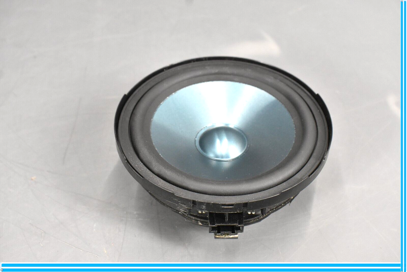 Load image into Gallery viewer, 12-18 Mercedes W218 CLS550 Rear Left Driver Door Sound Speaker Oem