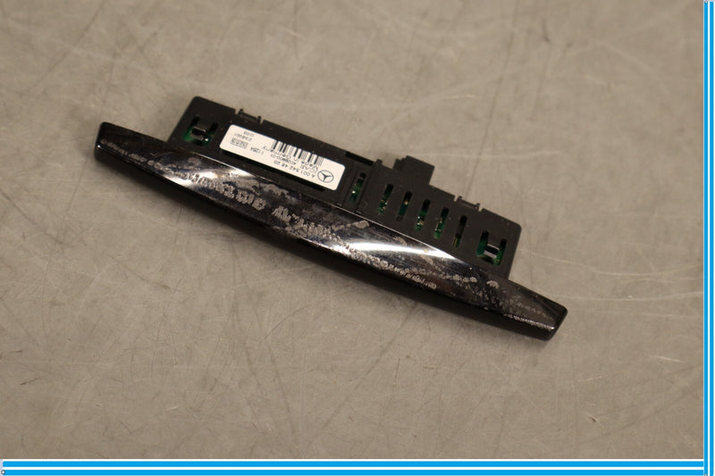 Load image into Gallery viewer, 08-18 Mercedes CLS550 E550 Front Parktronic Buzzer Display PDC 0015424423 Oem