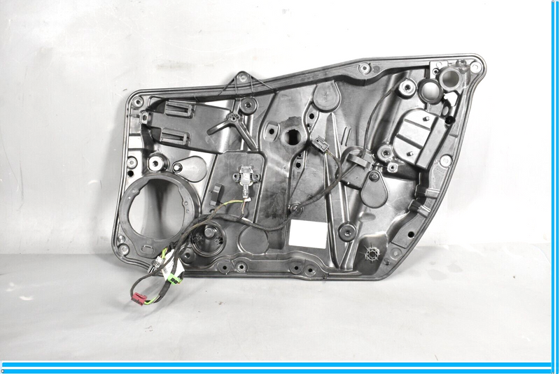 Load image into Gallery viewer, 14-19 Mercedes W117 CLA250 Front Right Passenger Door Carrier Module Oem