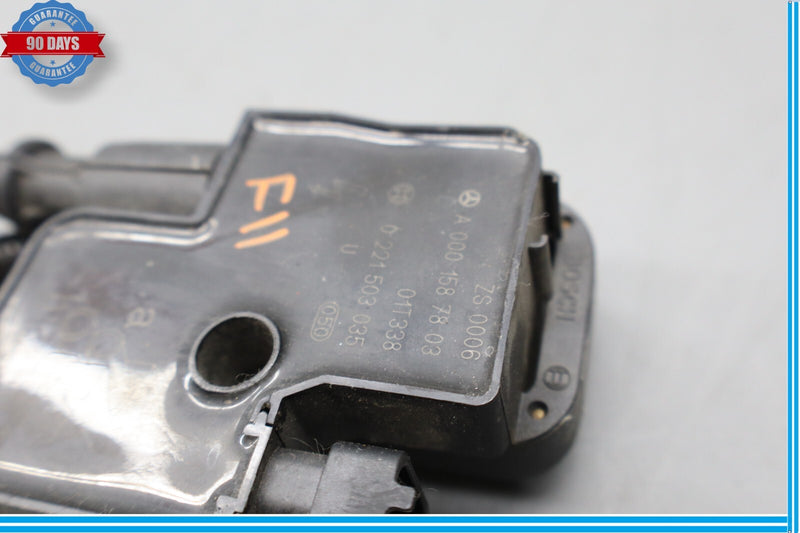 Load image into Gallery viewer, 03-06 Mercedes R230 SL500 Engine Ignition Coil Pack A0001587803 Oem