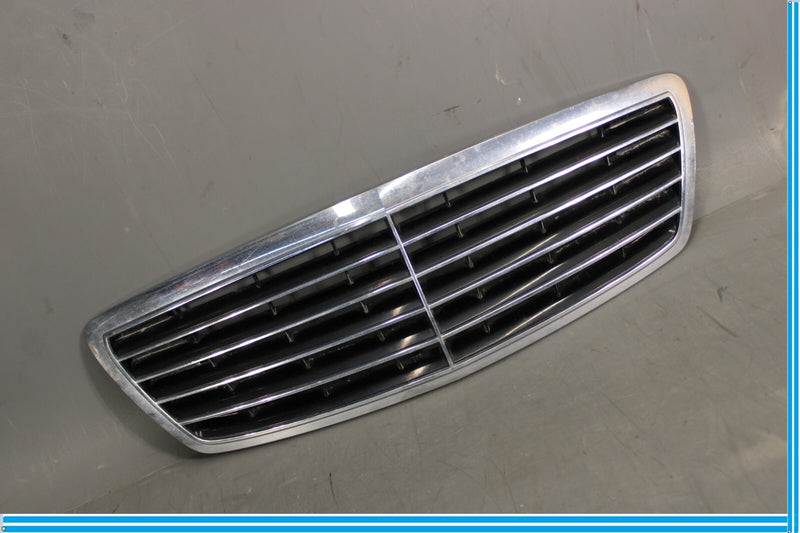 Load image into Gallery viewer, 00-06 Mercedes W220 S500 Front Radiator Hood Center Grille A2208800383 Oem