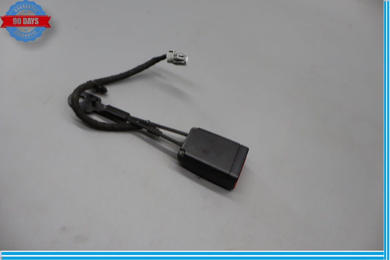 Load image into Gallery viewer, 14-19 Maserati Ghibli Front Right Passenger Side Seat Belt Buckle Black Oem