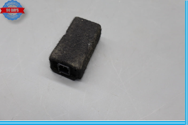 Load image into Gallery viewer, 03-06 Mercedes R230 SL500 iPod iPhone Interface Multimedia Audio Control Oem