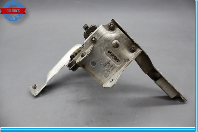 Load image into Gallery viewer, 09-15 BMW 750i 750Li Front Bumper Left Radiator Support Bar Bracket Oem