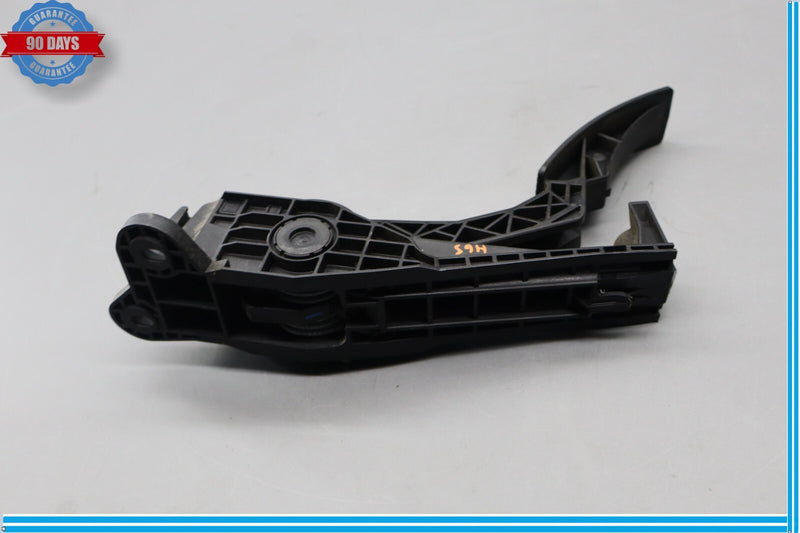 Load image into Gallery viewer, 06-13 Mercedes W164 GL550 GL450 Gas Throttle Pedal Accelerator 1643000004 Oem