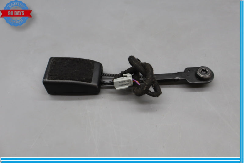 Load image into Gallery viewer, 14-22 Maserati Ghibli S Front Right Passenger Side Seat Belt Buckle Oem