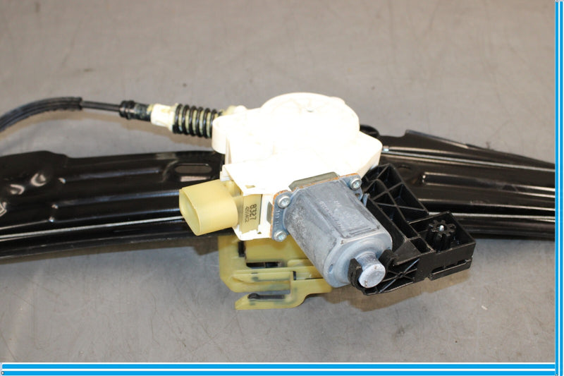 Load image into Gallery viewer, 09-15 BMW 750i 750Li F01 Rear Right Passenger Side Door Window Regulator Oem