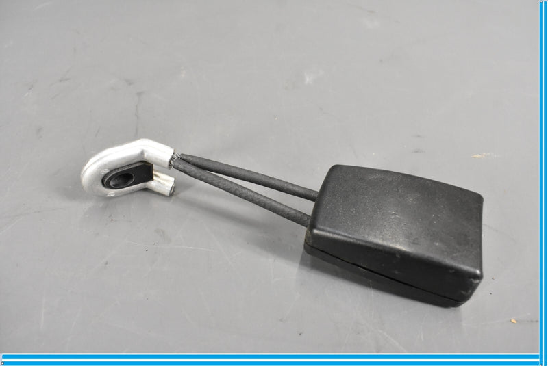 Load image into Gallery viewer, 06-11 Mercedes CLS550 CLS500 W219 Rear Left Side Seat Belt Seatbelt Buckle Oem