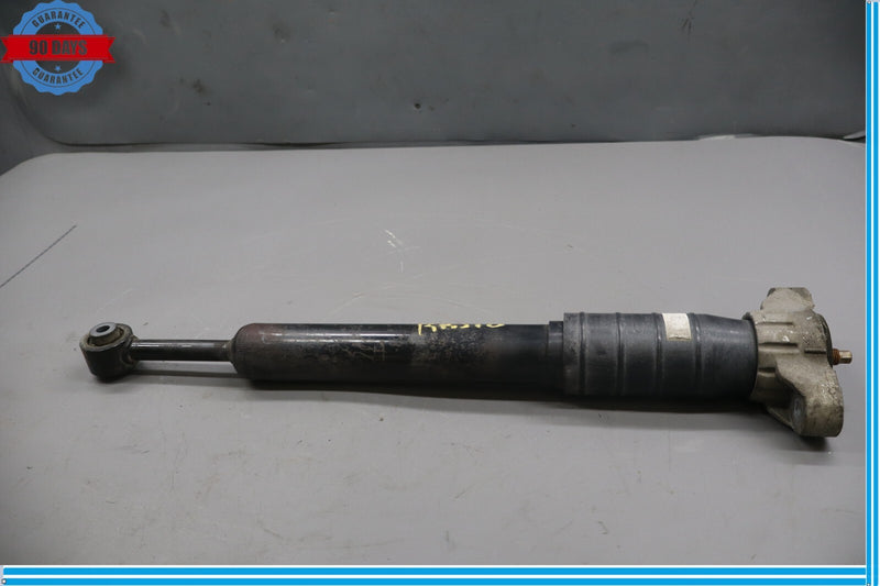 Load image into Gallery viewer, 14-17 Maserati Ghibli M157 Rear Right Side Suspension Shock Absorber Strut Oem