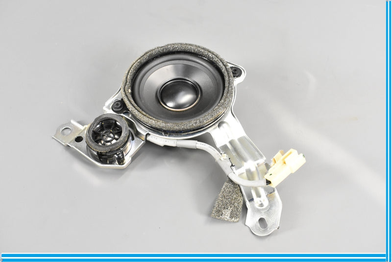 Load image into Gallery viewer, 07-17 Lexus LS460 Rear Right Passenger Side Quarter Panel Speaker Amplifier Oem