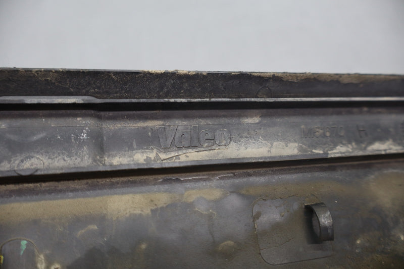 Load image into Gallery viewer, 12-16 BMW 320i 328i 428i Radiator Cooling Fan Upper Bracket Cover Sealing Oem