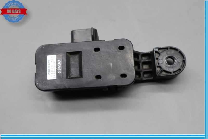 Load image into Gallery viewer, 14-17 Jaguar X152 F-Type Smog Emission Control Module Sensor W/o Bracket Oem