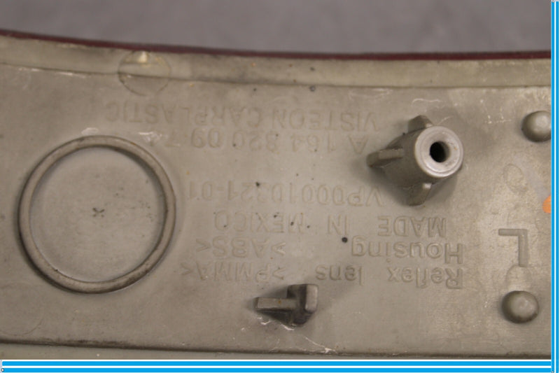 Load image into Gallery viewer, 06-12 Mercedes GL450 GL550 Left Driver Side Bumper Reflector Light Oem
