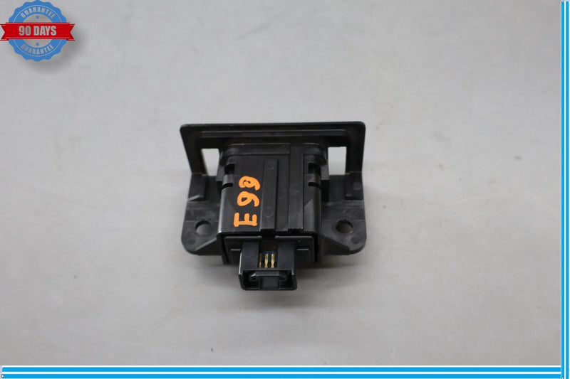 Load image into Gallery viewer, 07-17 Lexus LS460 LS460L Power Trunk Close Lid Control Switch Button 15C081 Oem