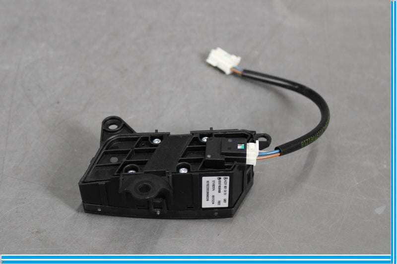 Load image into Gallery viewer, 07-13 Mercedes S400 S550 W221 Front Right Side Door Lock Switch Oem