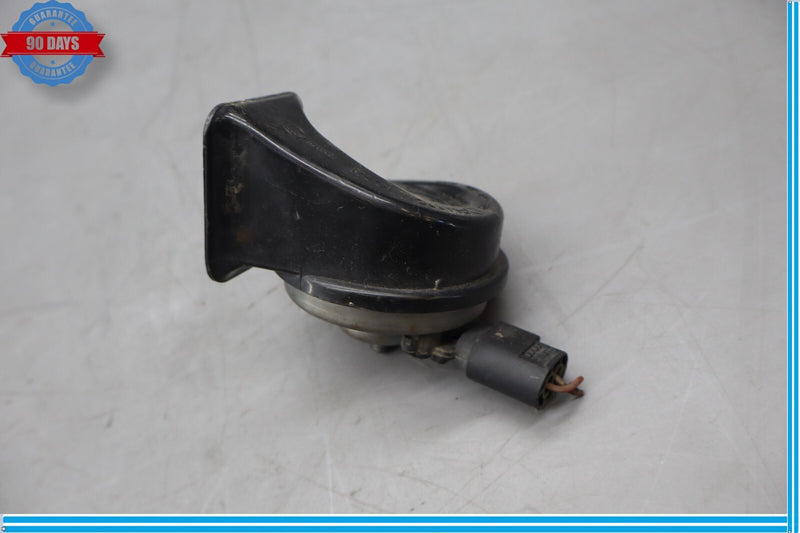 Load image into Gallery viewer, 09-15 BMW 750i 750Li F01 F02 F12 F06 Low Note Tone Horn Signal Alarm Oem