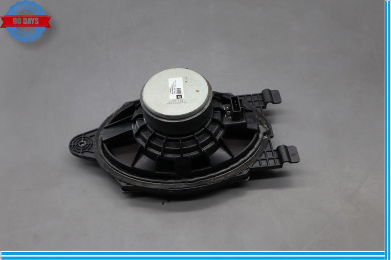 Load image into Gallery viewer, 10-13 Buick Lacrosse CXL Left Or Right Side Inner Package Tray Sound Speaker Oem
