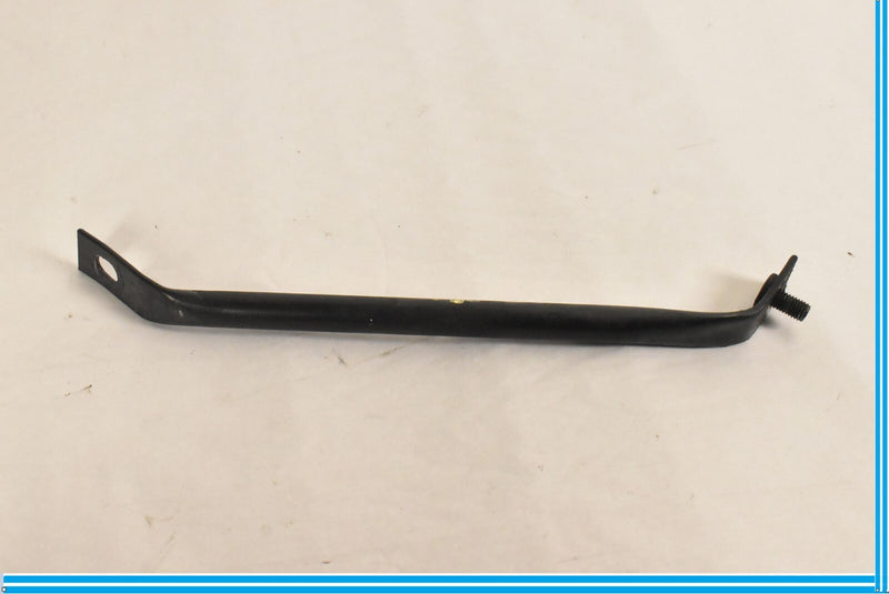Load image into Gallery viewer, MERCEDES R230 SL-CLASS ENGINE CENTER RADIATOR CORE SUPPORT BRACE