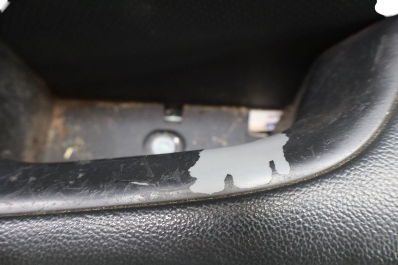 Load image into Gallery viewer, 15-20 Hyundai Genesis G80 Front Right Passenger Side Interior Door Panel Oem