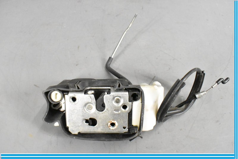 Load image into Gallery viewer, 04-13 Maserati Quattroporte M139 Rear Left Driver Door Lock Latch Actuator Oem