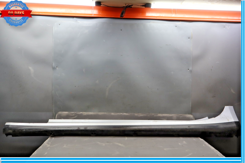 Load image into Gallery viewer, 14-20 Maserati Ghibli M157 Left Driver Side Skirt Rocker Panel Molding Oem