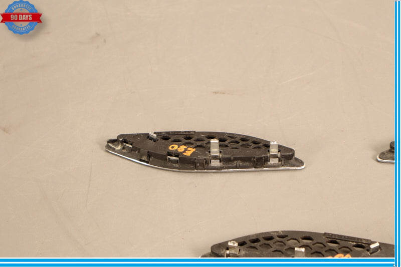 Load image into Gallery viewer, 14-17 Maserati Ghibli Right Or Left Side Lateral Air Outlet Vent Oem