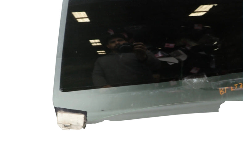 Load image into Gallery viewer, 03-13 Maserati Quattroporte M139 Rear Left Side Door Window Glass 83744800 OEM