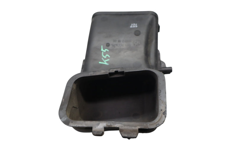Load image into Gallery viewer, 10-17 BMW 530i 535i 550i Front Left Air Intake Duct Channel Lower Extension Oem