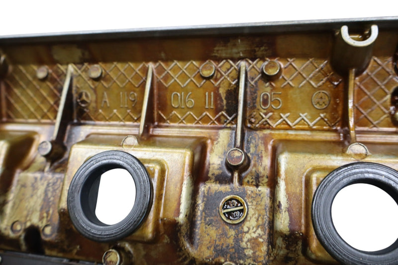 Load image into Gallery viewer, 96-99 Mercedes R129 SL500 S500 CL500 M119 V8 Right Engine Motor Valve Cover Oem
