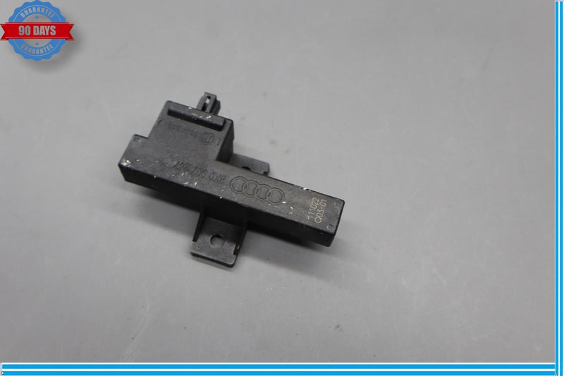 Load image into Gallery viewer, 08-18 Audi A6 A7 Quattro Rear Left Driver Side Keyless Entry Control Module Oem