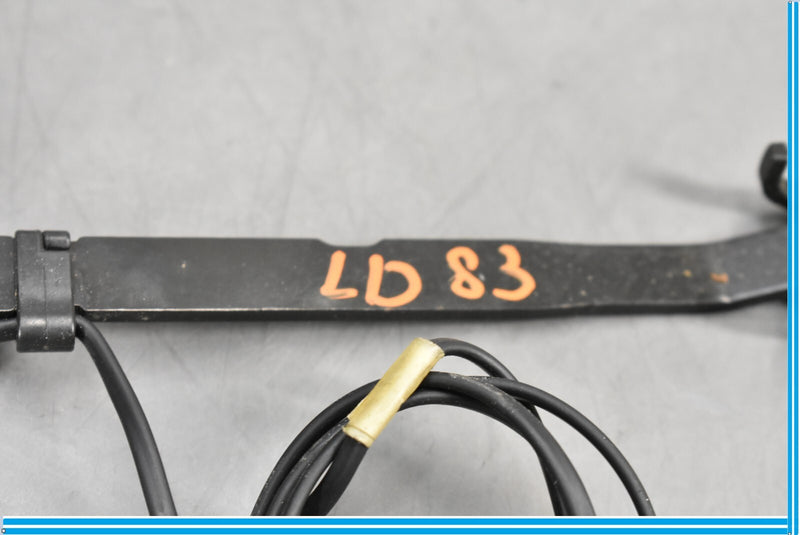 Load image into Gallery viewer, 04-08 Maserati Quattroporte Front Left Driver Seat Belt Buckle Latch Black Oem