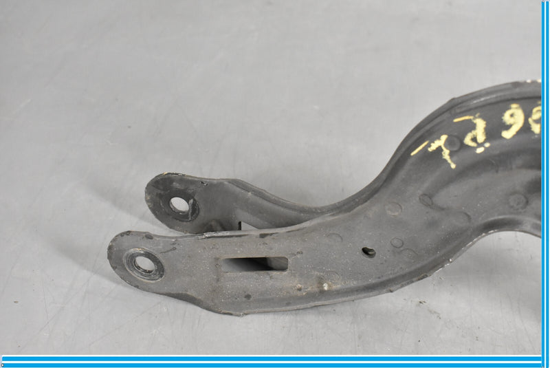 Load image into Gallery viewer, 14-19 Mercedes W117 CLA250 Rear Left Side Upper Control Arm Oem