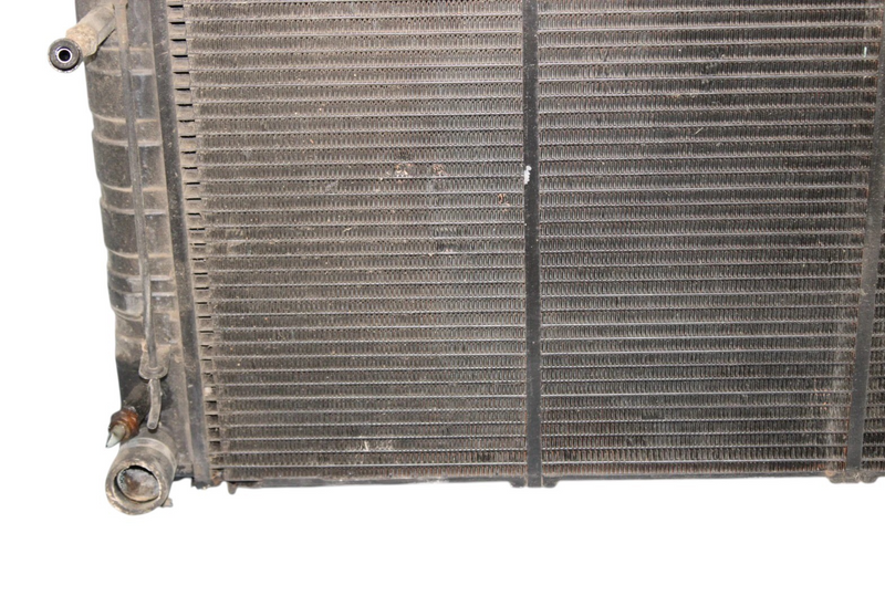 Load image into Gallery viewer, 84-95 Jaguar XJS Front Engine Motor Cooling Radiator Assembly MHE4190CA Oem