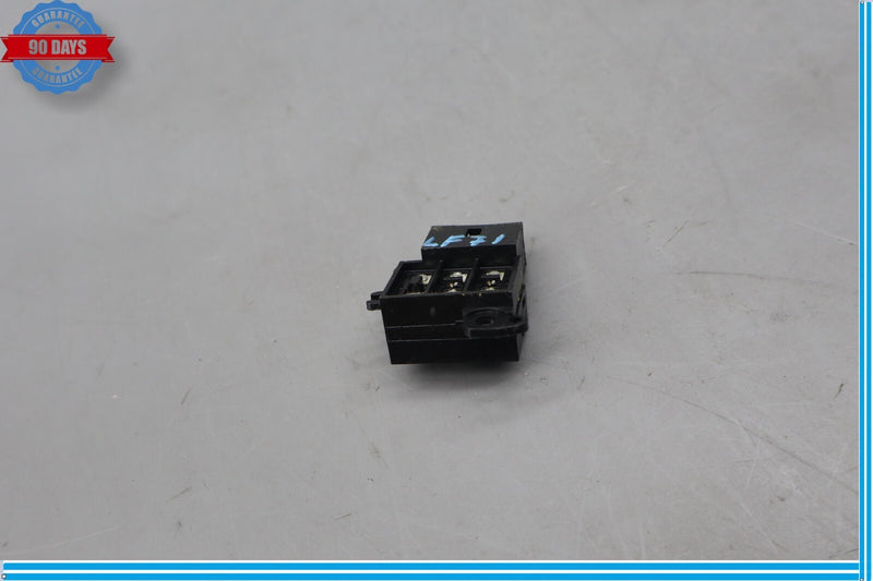 Load image into Gallery viewer, 14-17 Maserati Ghibli S Front Left Driver Side Seat Switch Control Black Oem