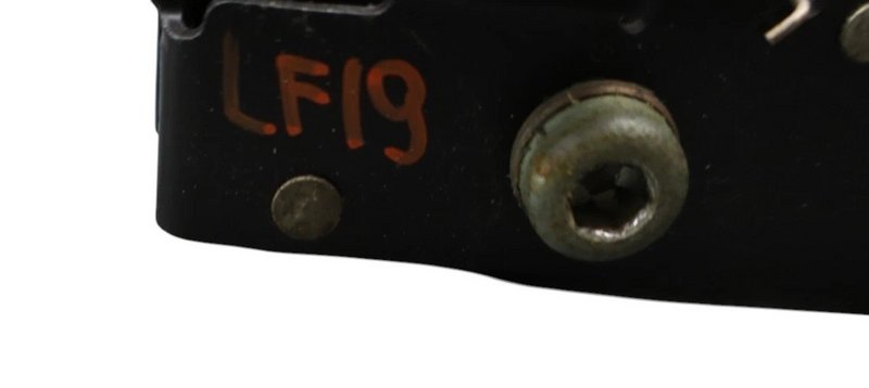 Load image into Gallery viewer, 90-02 Mercedes SL500 SL320 R129 Front Left Driver Side Lock Latch Cylinder Oem