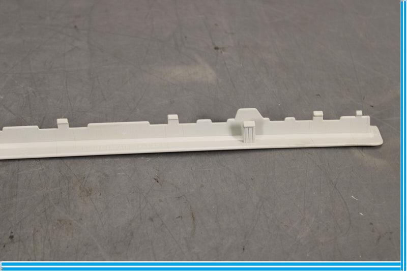 Load image into Gallery viewer, 11-18 Audi A8 Quattro Rear Right Passenger Side Guide Rail Cover Oem