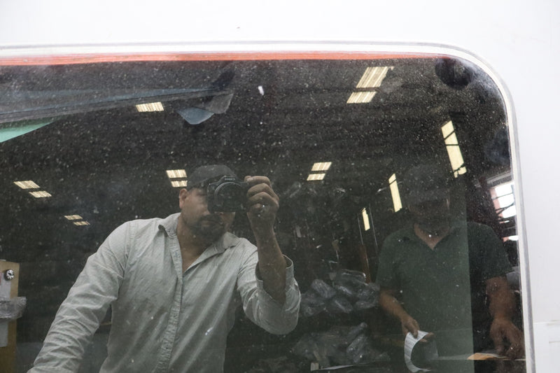 Load image into Gallery viewer, 07-17 Lexus LS460 Sunroof Moonroof Upper Top Roof Glass Window 6320150170 Oem