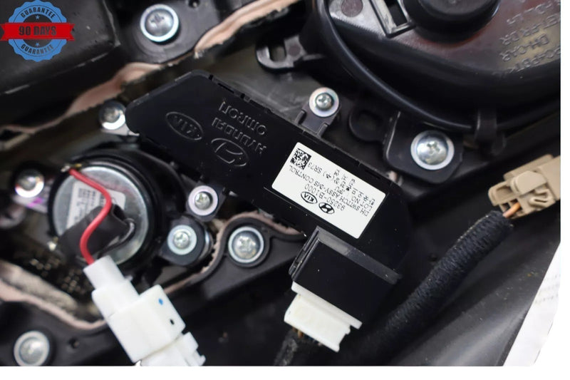 Load image into Gallery viewer, 15-20 Hyundai Genesis G80 Front Left Driver Side Interior Door Panel Trim Oem
