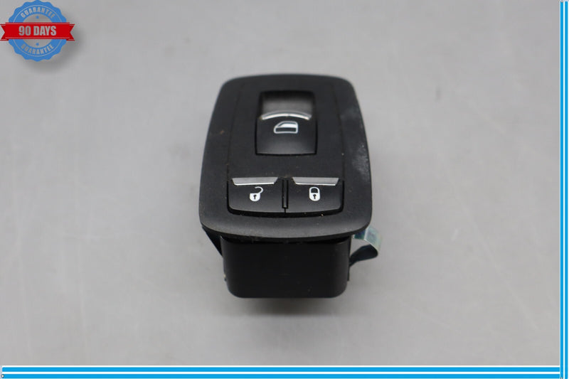 Load image into Gallery viewer, 14-17 Maserati Ghibli Rear Right Side Window Door Control Switch Oem