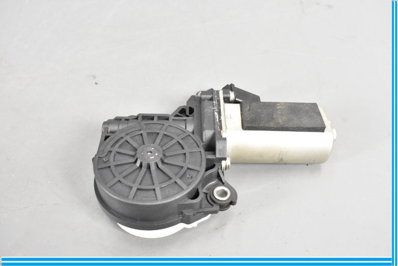 Load image into Gallery viewer, 11-18 Audi A8 Quattro Rear Right Door Close Assist Motor Drive Assemble Oem