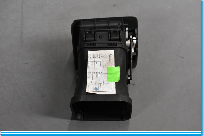 Load image into Gallery viewer, 07-12 Volvo C70 Left Driver Side Dash Air HVAC AC Vent Cover Trim Oem
