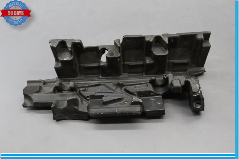 Load image into Gallery viewer, 11-20 Mercedes W218 CLS550 SL550 Right Passenger Side Air Cleaner Insulator Oem