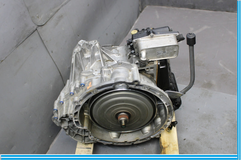 Load image into Gallery viewer, 14-18 Mercedes W117 CLA250 Automatic Transmission Gearbox 106k 2.0 Oem